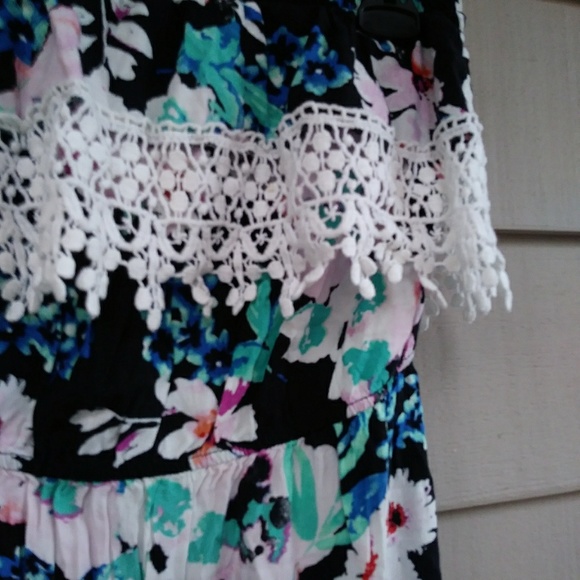 Strapless Boho Floral Dress - Picture 2 of 5